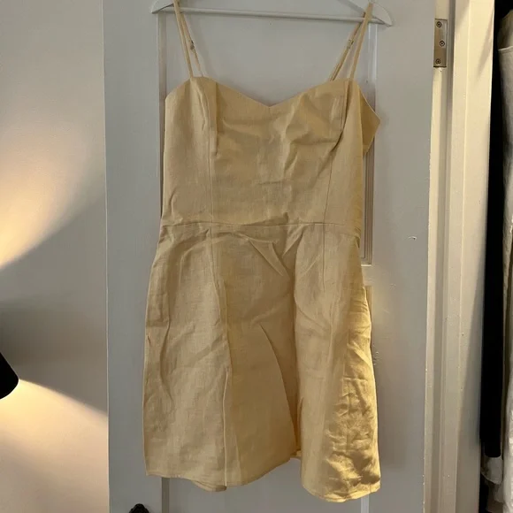 reformation roarke linen dress Reformation Roarke linen dress , Size 4